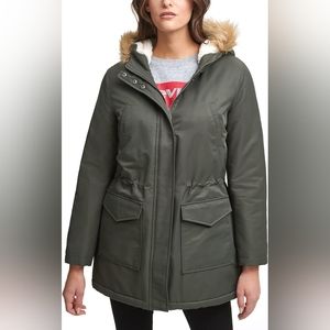 Levi's Women Sherpa lined mid-length Performance Parka jacket